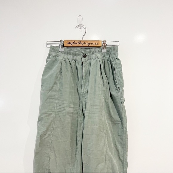 Madewell Corduroy Pull-On Tapered Pants - Picture 6 of 12